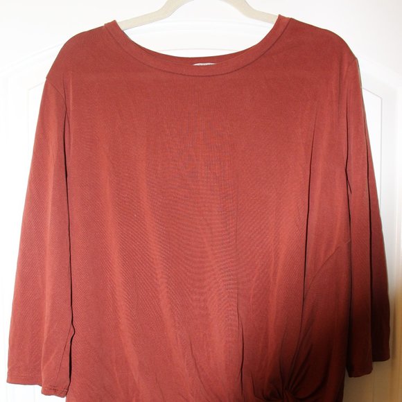 Green Envelope Long Sleeve Tunic - Picture 1 of 3